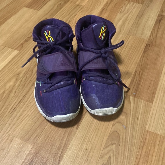 Nike Kyrie 6 - Picture 1 of 3
